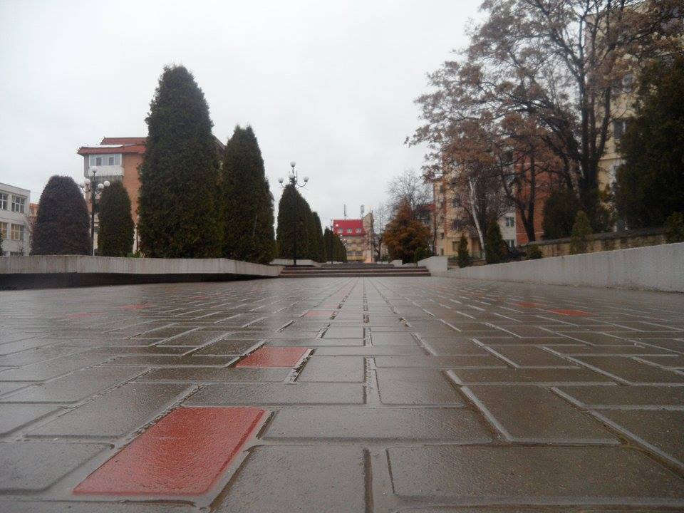 Liceul Special Târgu Frumos – vedere din orașul Târgu Frumos, imagine ilustrativă