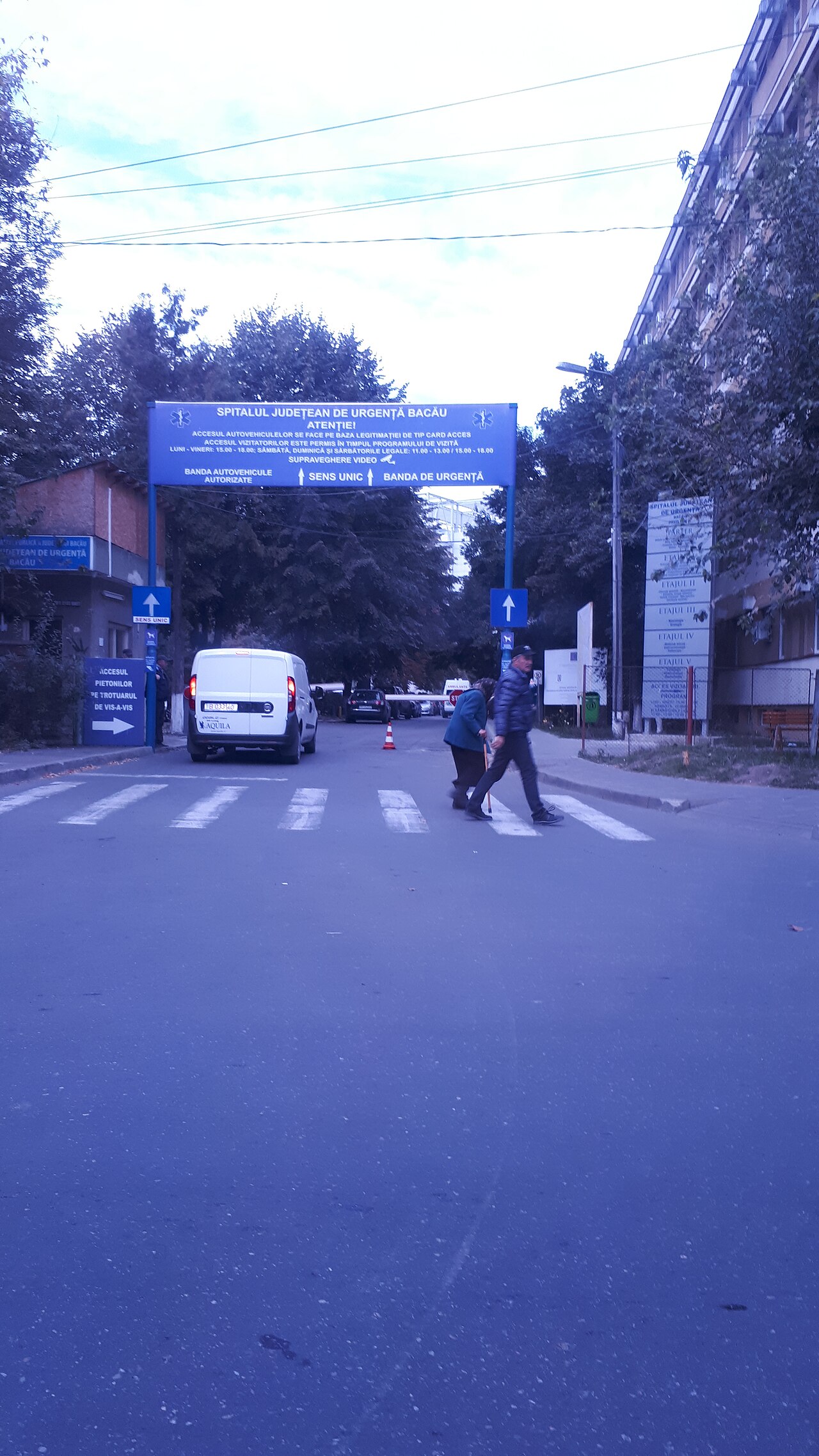Spitalul CF Pașcani - imagine ilustrativă cu o clădire de spital
